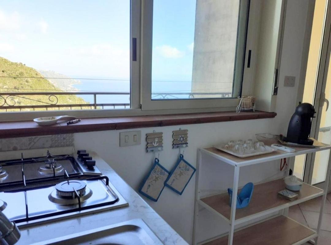 Tao Charming Apartment Taormina Quarto foto